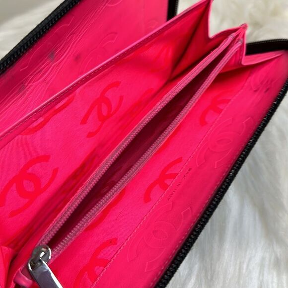 💯Preloved Chanel Large Quilted Wallet/Organizer🍀 - Picture 8 of 16